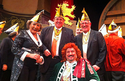 Auf dem Foto von links nach rechts: Monika Becker, Dr. Karl A. Lamers, Perkeo Thomas Barth und Werner Pfisterer.